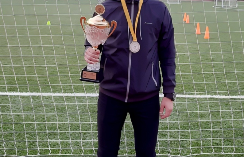 Серебро чемпионата Екатеринбурга по футболу
